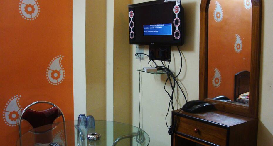 Hollywood Hotel, Kolkata 3